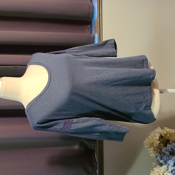 GAP Tops - GAP Dusty Blue Top - Lace on Sleeve Top - Ladies Medium